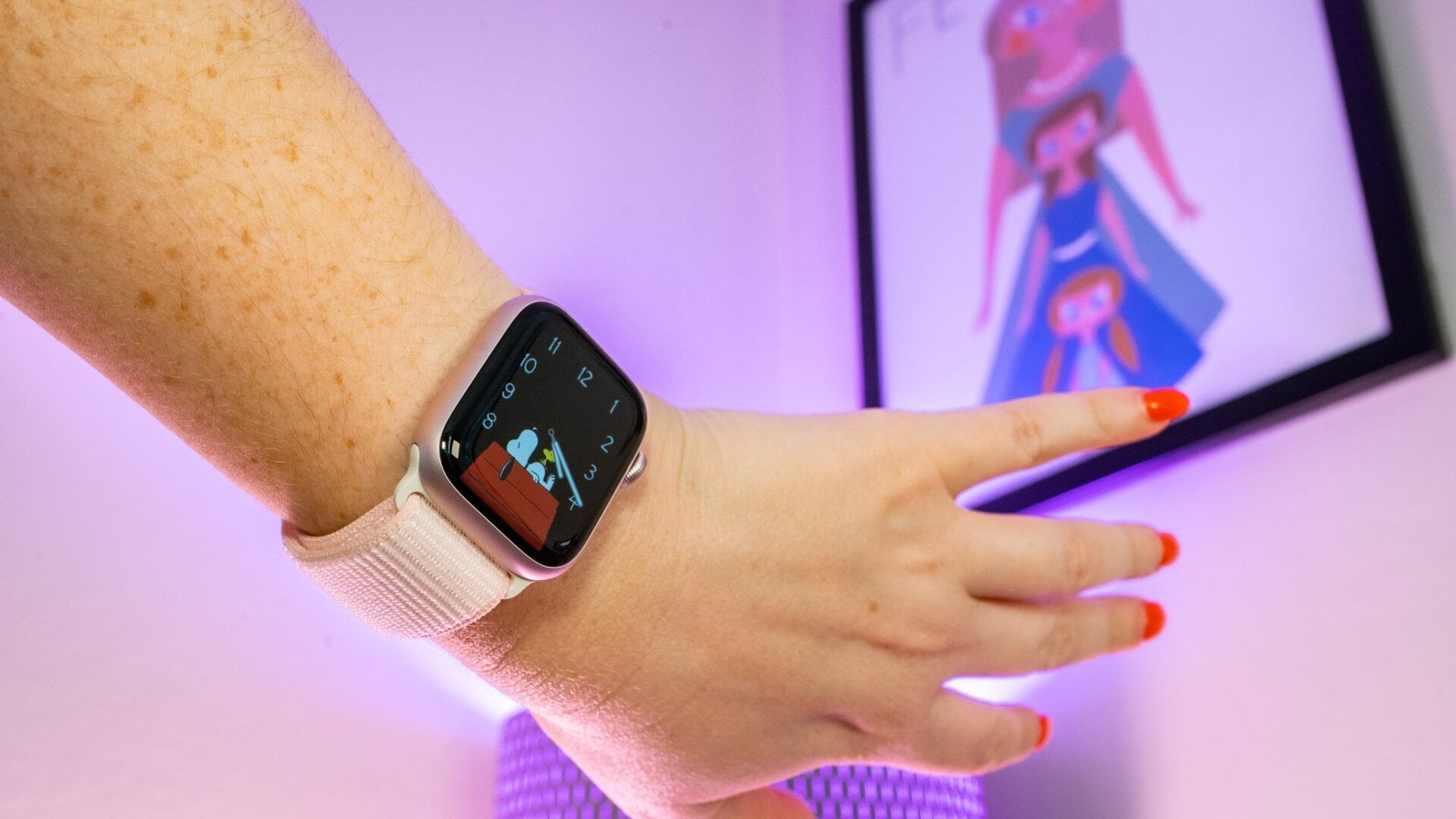 L’Apple Watch Series 9 en 41 mm est belle et petite pour les poignets fins. 