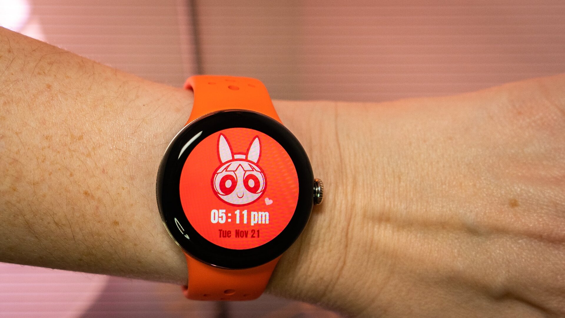 Blossom, commandant et leader des Powerpuff Girls, avec le Active Sports Band à Coral.