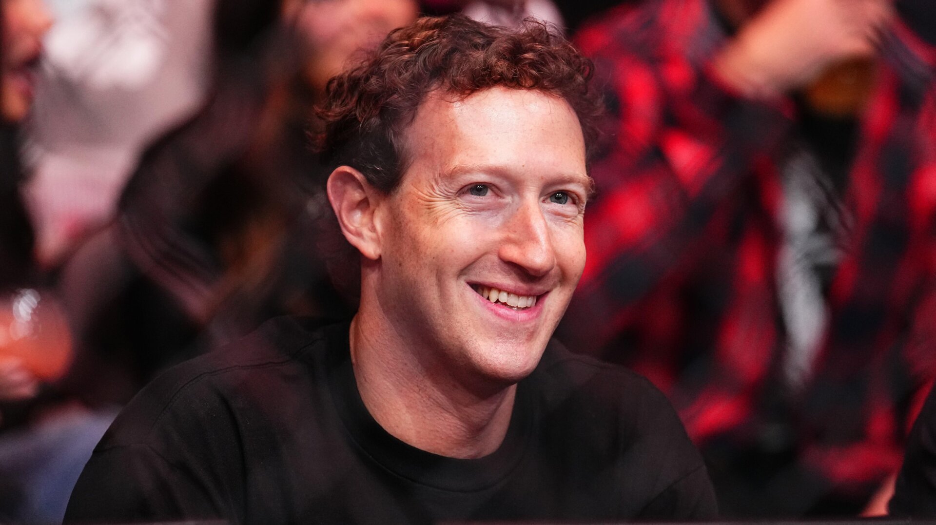 Le fondateur de Facebook, Mark Zuckerberg, est vu présent lors de l’événement UFC 298 au Honda Center le 17 février 2024, à Anaheim, en Californie.
