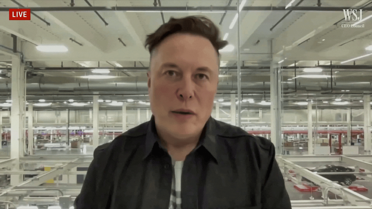 Une fausse publicité d’Elon Musk réalisée par des escrocs promettant une nouvelle crypto-monnaie Neuralink qui n’existe pas.