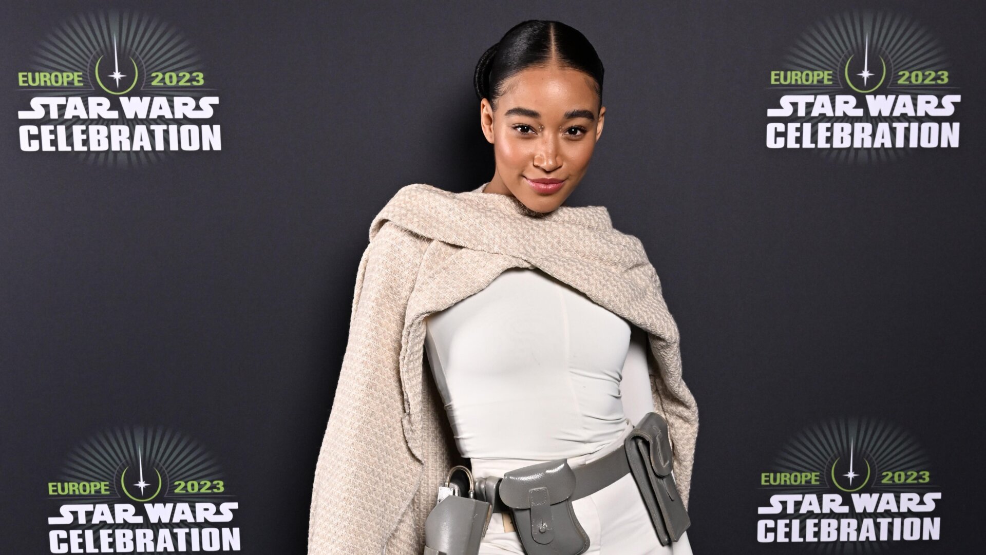 Amandla Stenberg assiste au panel du studio à Guerres des étoiles Célébration 2023 à Londres, Angleterre.