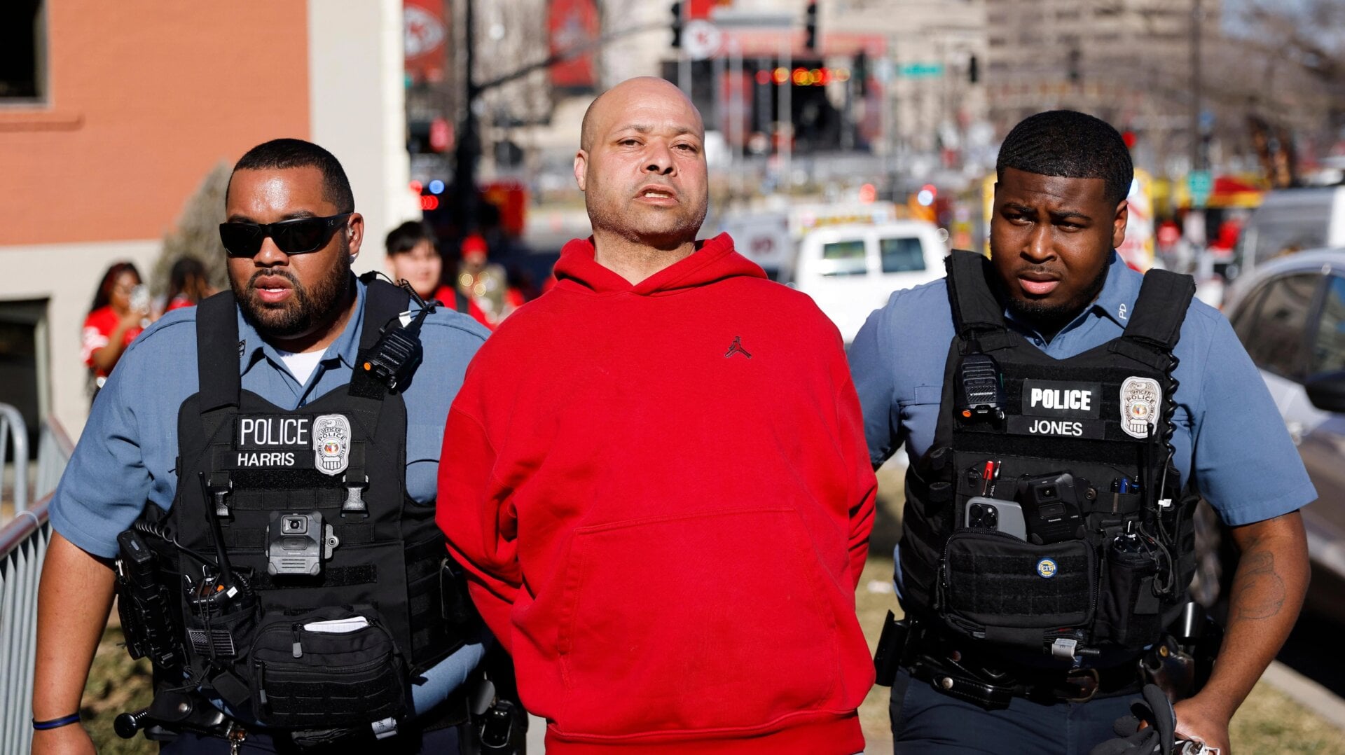 Denton Loudermill est arrêté à la suite de la fusillade de masse du 14 février à Kansas City, bien qu’il n’ait rien à voir avec cela.