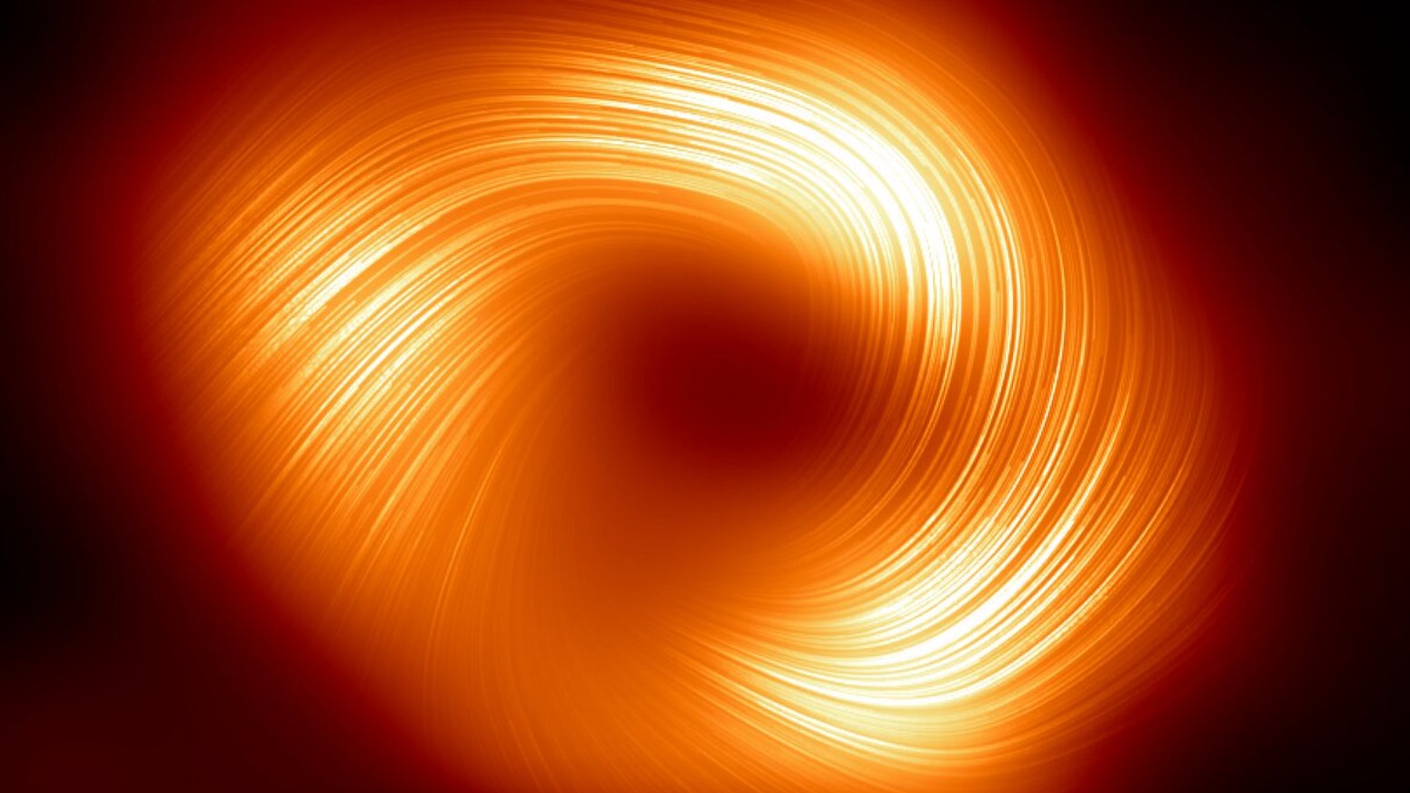 Sagittaire A* en lumière polarisée, révélant des lignes de champ magnétique autour du trou noir.