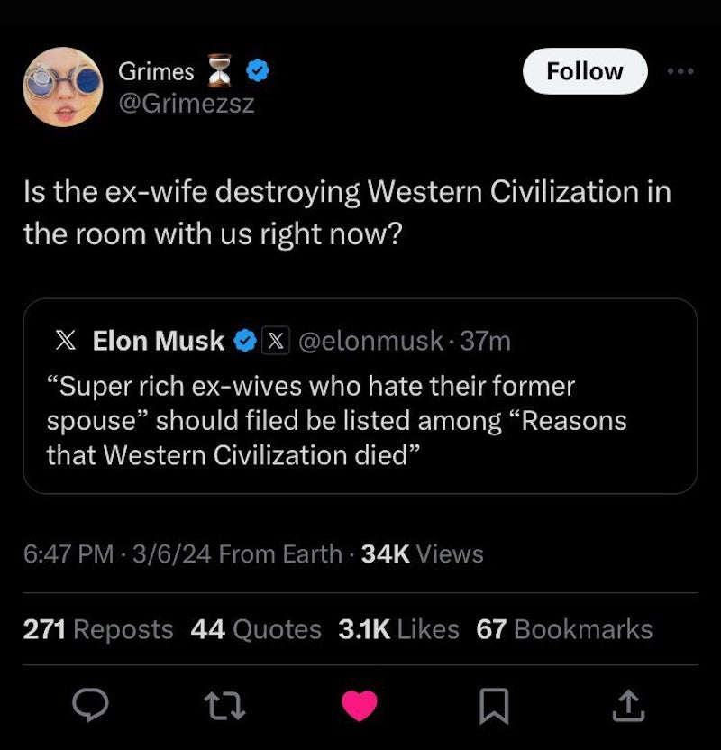 Le faux tweet de Grimes (en haut) sur un très vrai tweet d’Elon Musk.