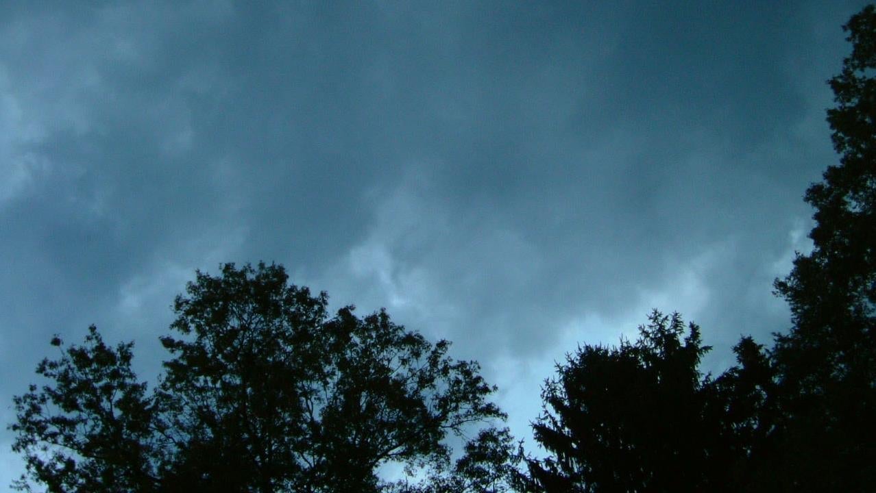 Des nuages     sont prévus pour de nombreuses régions le 8 avril.