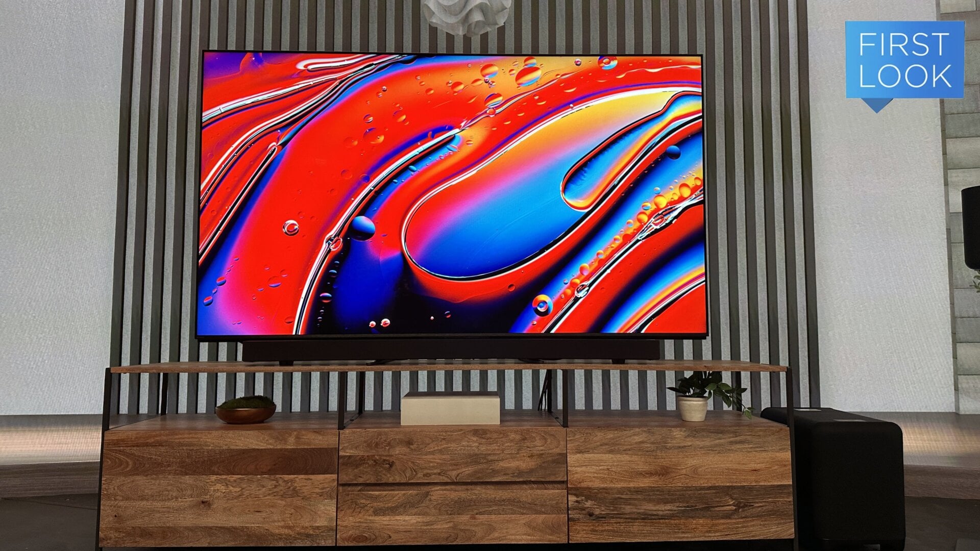 Le nouveau téléviseur Bravia 9 de Sony est doté d’un écran très lumineux, même si c’est toujours à l’utilisateur de décider si la mini-LED peut être aussi bonne ou  mieux que OLED.