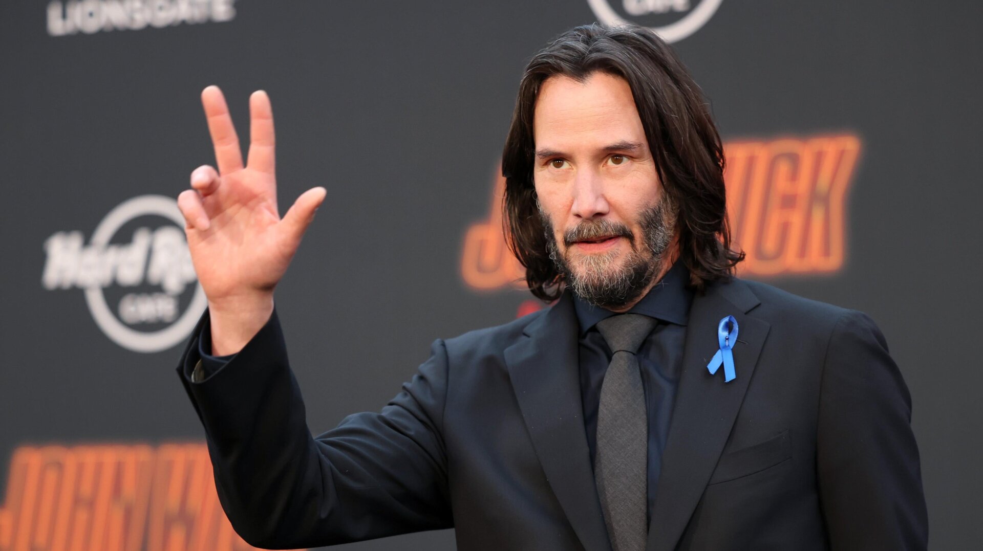 Keanu Reeves assiste à John Wick : Chapitre 4 à Hollywood, en Californie.