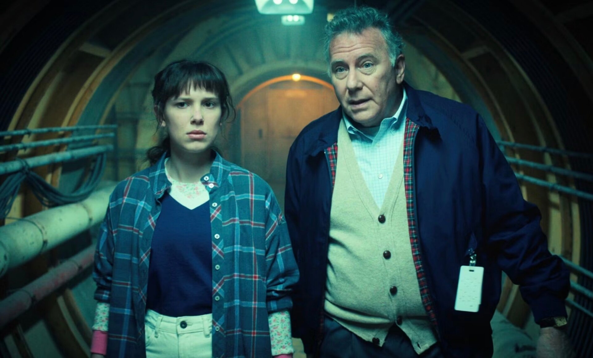 Reiser (avec Millie Bobbie Brown) sur Choses étranges