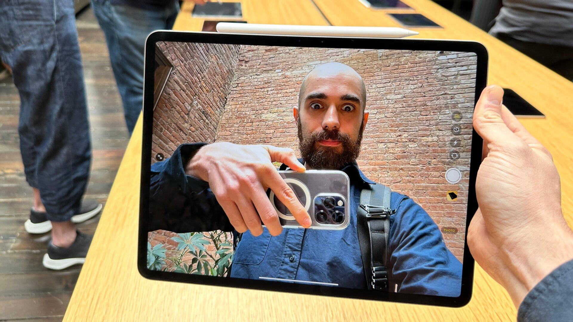 Photo: Kyle Barr / Gizmodo