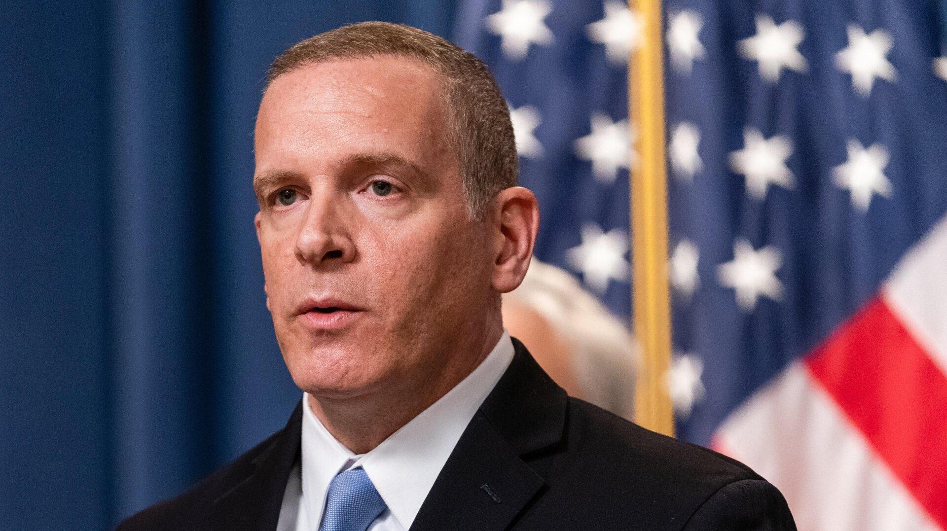 Photo d’archives de Paul Abbate, directeur adjoint du FBI, au ministère de la Justice à Washington, DC, le 2 mai 2023.