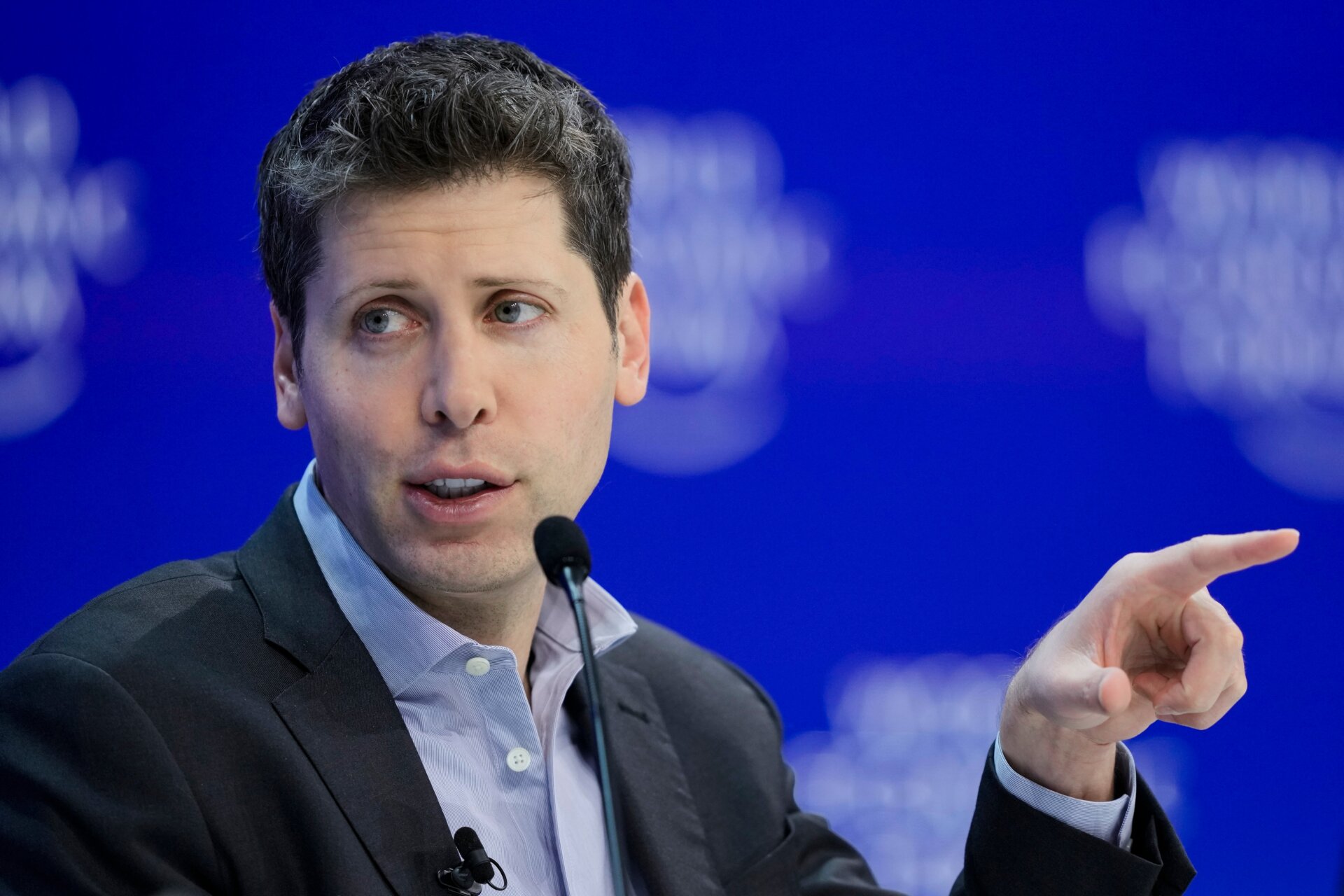 Sam Altman, PDG d’OpenAI, participe à la table ronde «&nbsp;La technologie dans un monde turbulent&nbsp;» lors de la réunion annuelle du Forum économique mondial. à Davos, Suisse, jeudi 18 janvier 2024.