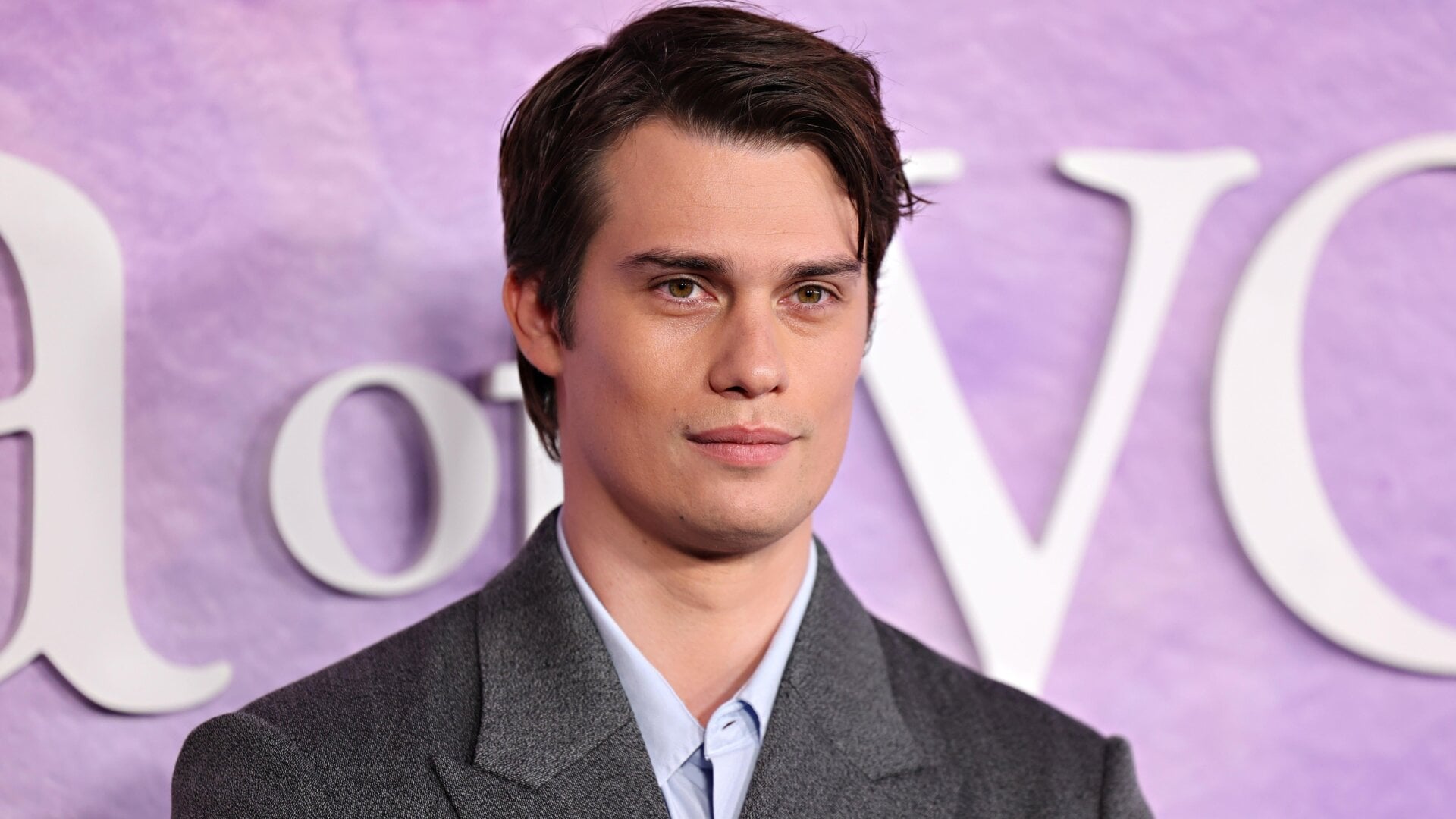 Nicholas Galitzine assiste aux Prime Video L’idée de toi Première à New York le 29 avril 2024.
