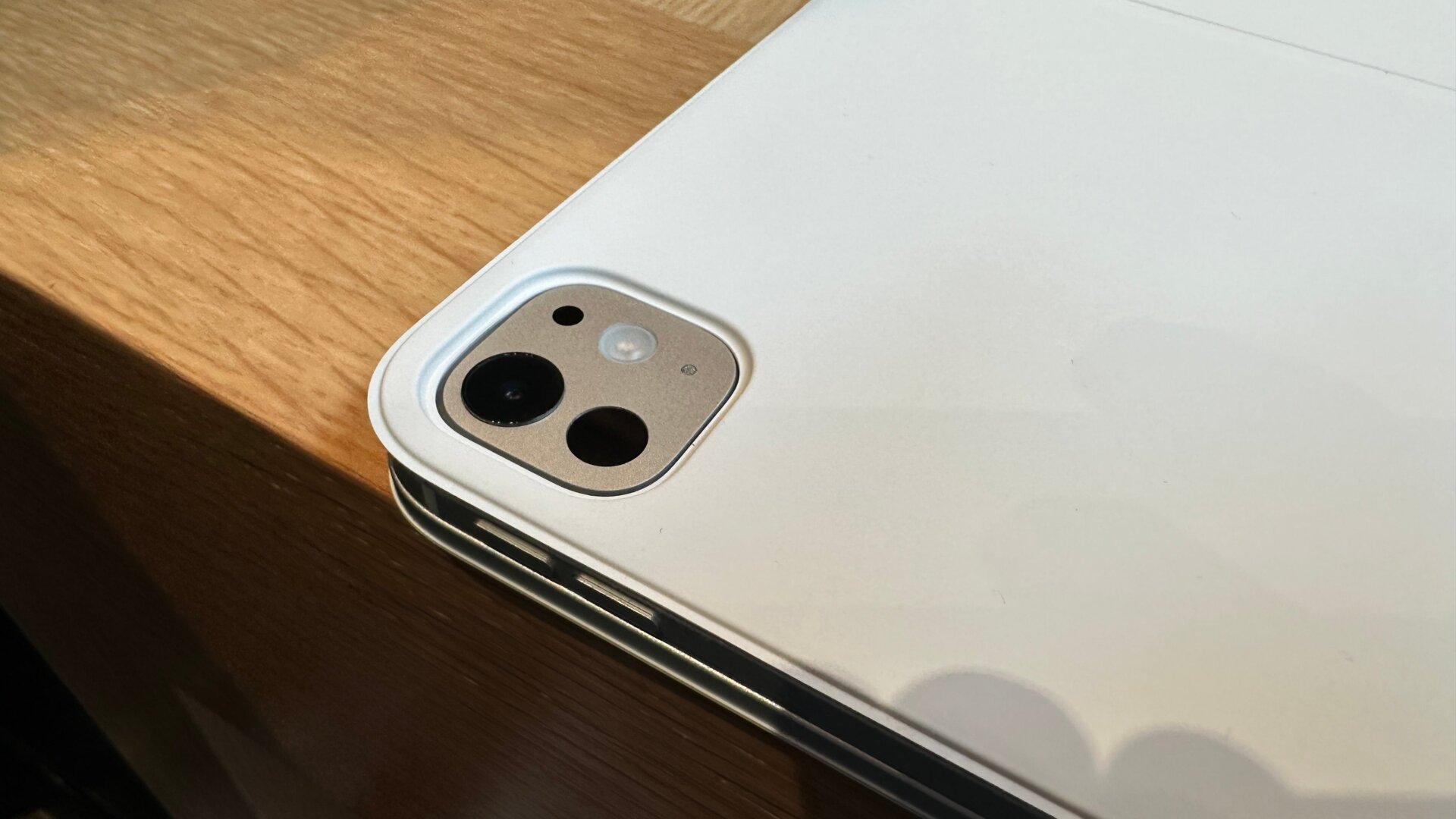 Photo: Kyle Barr / Gizmodo