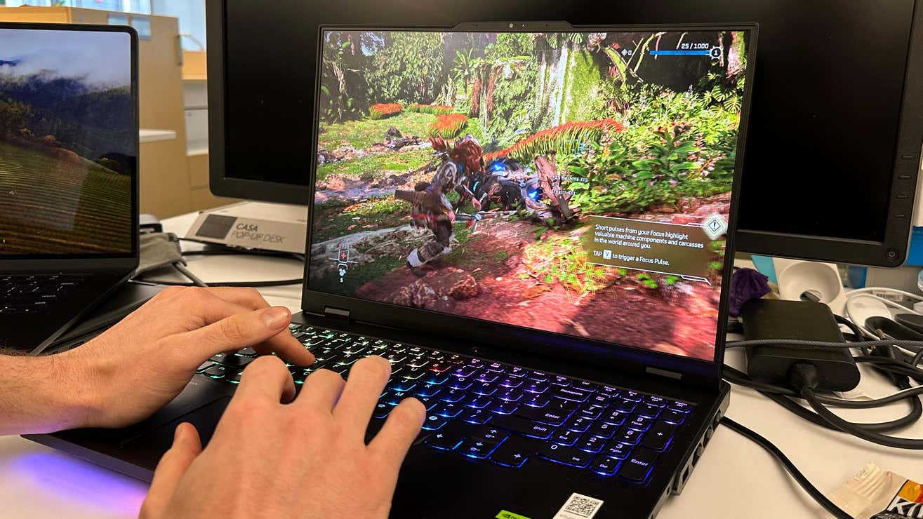 Photo: Kyle Barr / Gizmodo