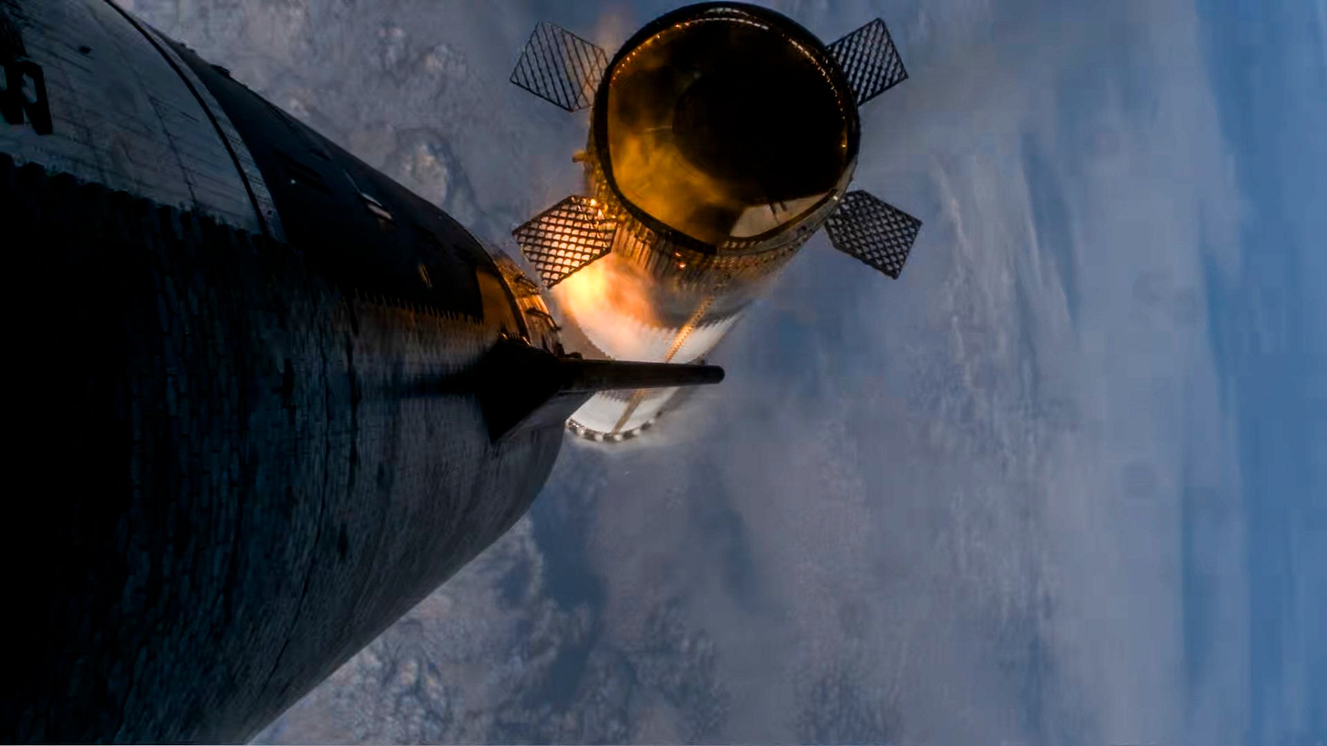 Le vaisseau spatial se sépare du booster.