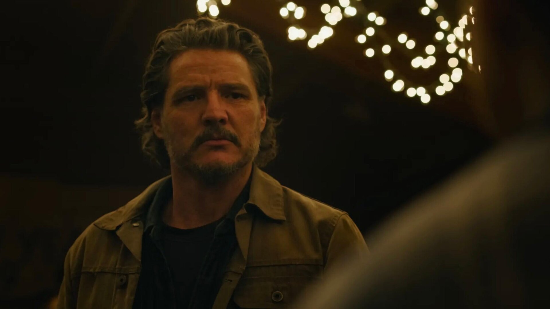 Pedro Pascal dans Le dernier d’entre nous saison deux.