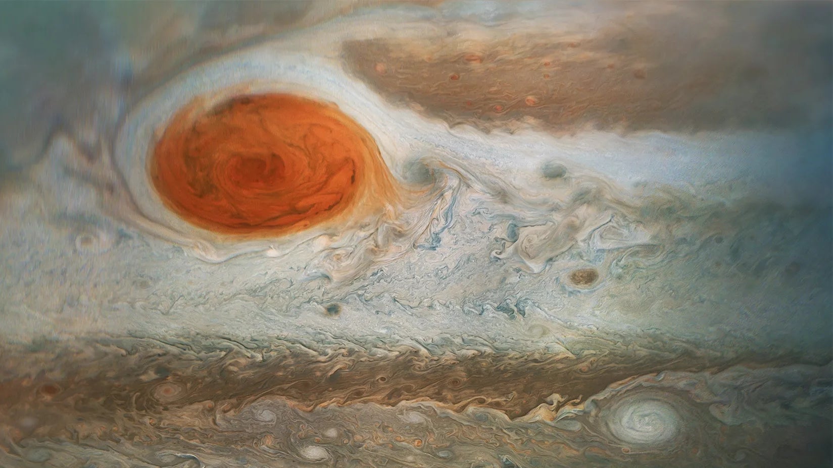 La Grande Tache Rouge capturée par la mission Juno .