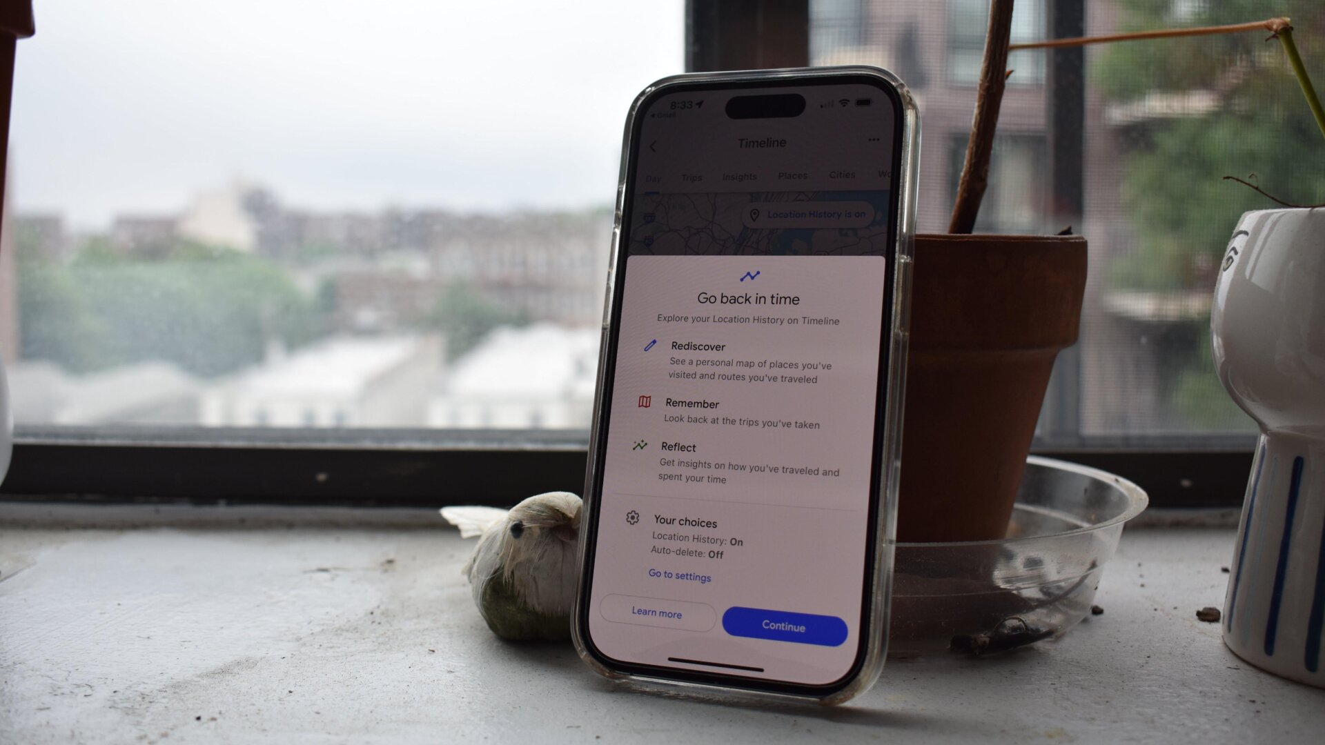 La chronologie est une fonctionnalité facultative de Google Maps qui utilise le suivi de localisation pour vous montrer les itinéraires et les lieux que vous avez visités récemment.
