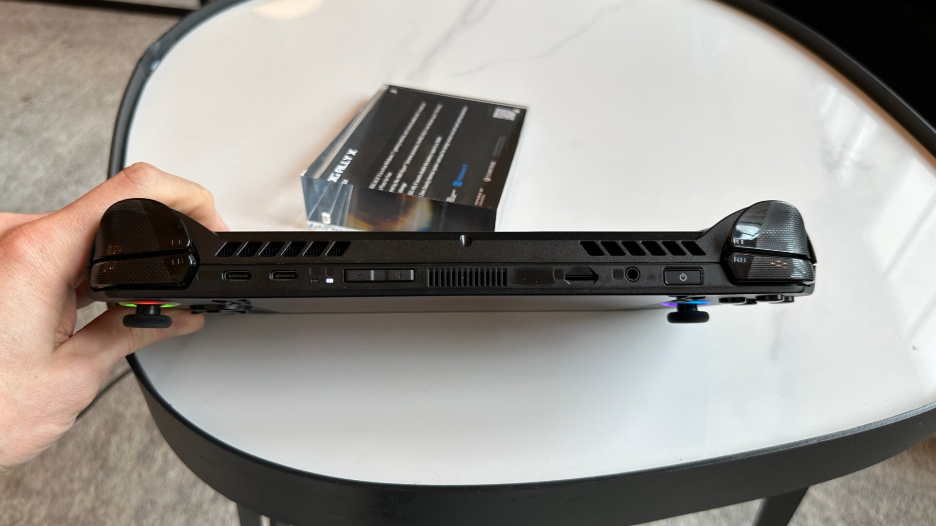 Photo: Kyle Barr / Gizmodo