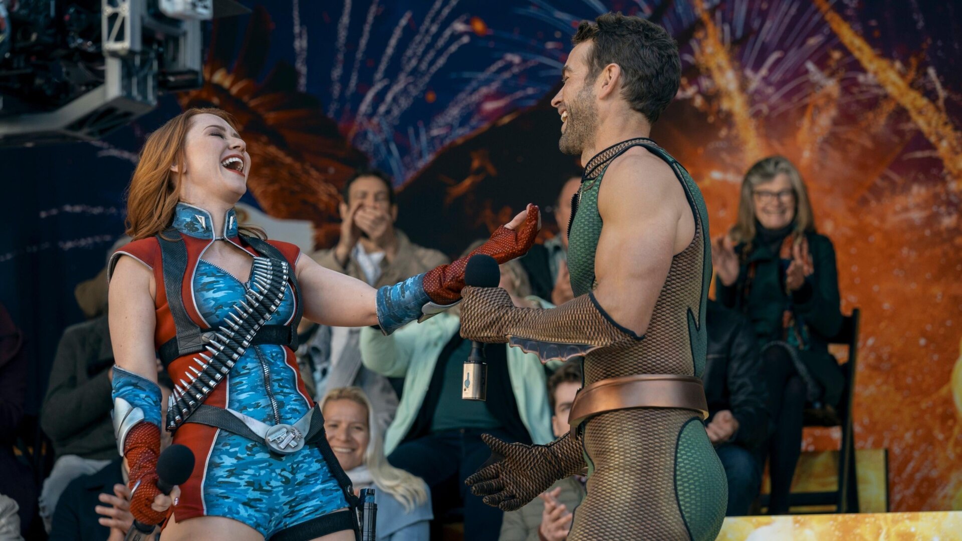 Pétard (Valorie Curry) et le Profond (Chace Crawford) dans Les garçons saison quatre.