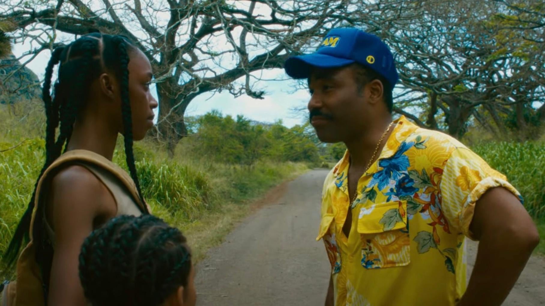 Donald Glover et Jessica Allain jouent dans Bando Stone et Le Nouveau Monde.